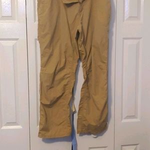 Mens Mountain Khaki pants